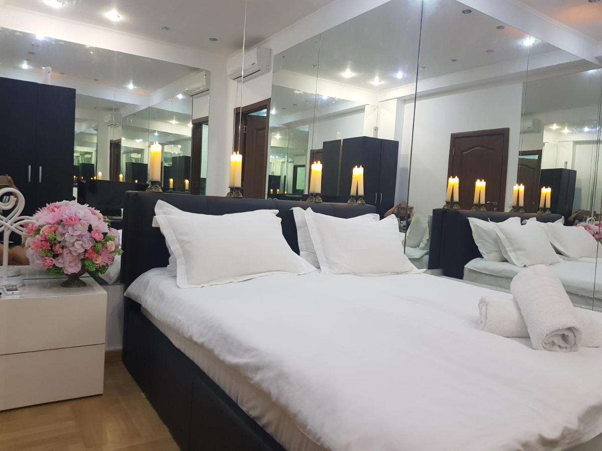 Mirrors Room Mega Mall National Arena 부쿠레슈티 외부 사진