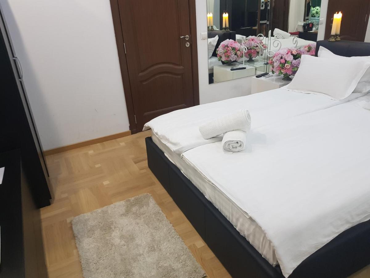 Mirrors Room Mega Mall National Arena 부쿠레슈티 외부 사진